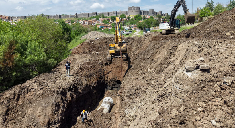 DİSKİ’den kırsal mahallelere 40 kilometre kanalizasyon şebekesi
